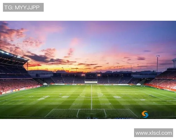 重庆足球场：激情与梦想交织的绿茵圣地，见证无数精彩瞬间与辉煌历史